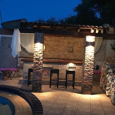 Zen Serenity Retreat With Great Outdoors, Pool & Parking Aptera Dış mekan fotoğraf